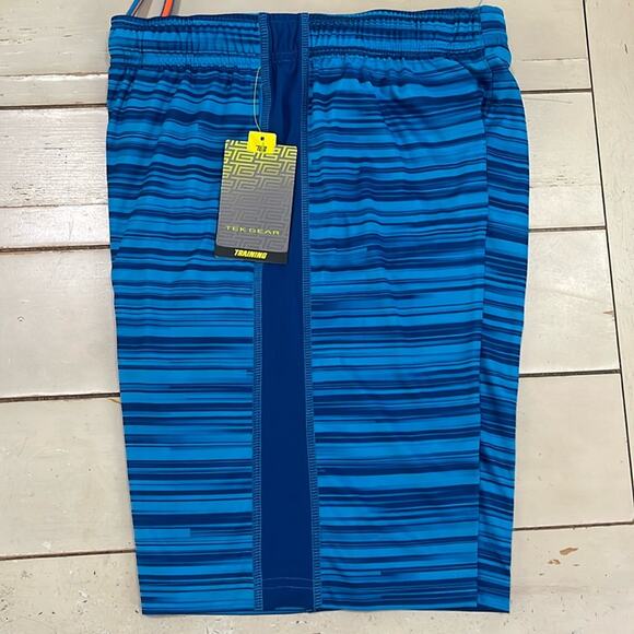 Tek Gear Boy's Training Athletic Shorts Performance XL 18-20 Lg 14-16 Med 10-12 - Picture 1 of 4